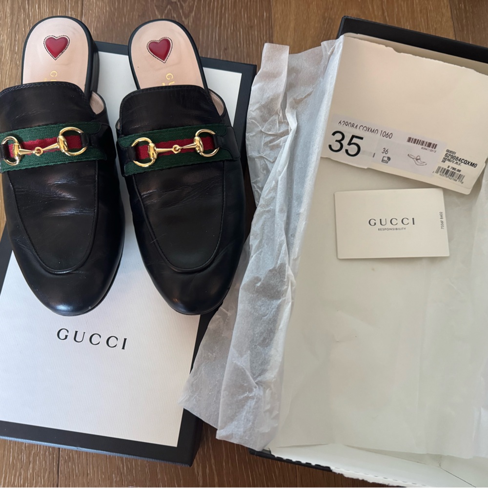 Gucci Black Leather Loafers with Signature Accents